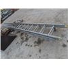 Image 2 : 40' Aluminum Extension Ladder