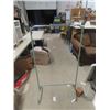 Image 1 : Coat/Clothing Rack 29" x 53"