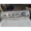 Image 3 : Maytag Washer + Dryer - condition unknown