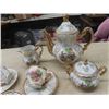 Image 2 : Complete Matching Tea Set ; Tea Pot, 8 Cups + Saucers, Cream + Sugar - Japan Made