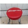 Image 2 : Snap-On Parts Bench Swivel Stool