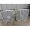 Image 1 : 2 Fans 20" X 20"