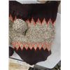 Image 2 : Wool + Starter Sweater - Mary Maxim Pattern