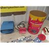 Image 2 : Disney View Master Theater in the Round Set + 24 Extra Reels , 2 Projector Bulbs