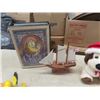 Image 2 : Celtic Tarot Cards + Book, 2 Wind Up R2 D2, Bear Candles, Stormtrooper Pez plus more Smalls