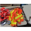 Image 2 : Safety Wear Vests, Level, Meat Grinder, Muffler Top