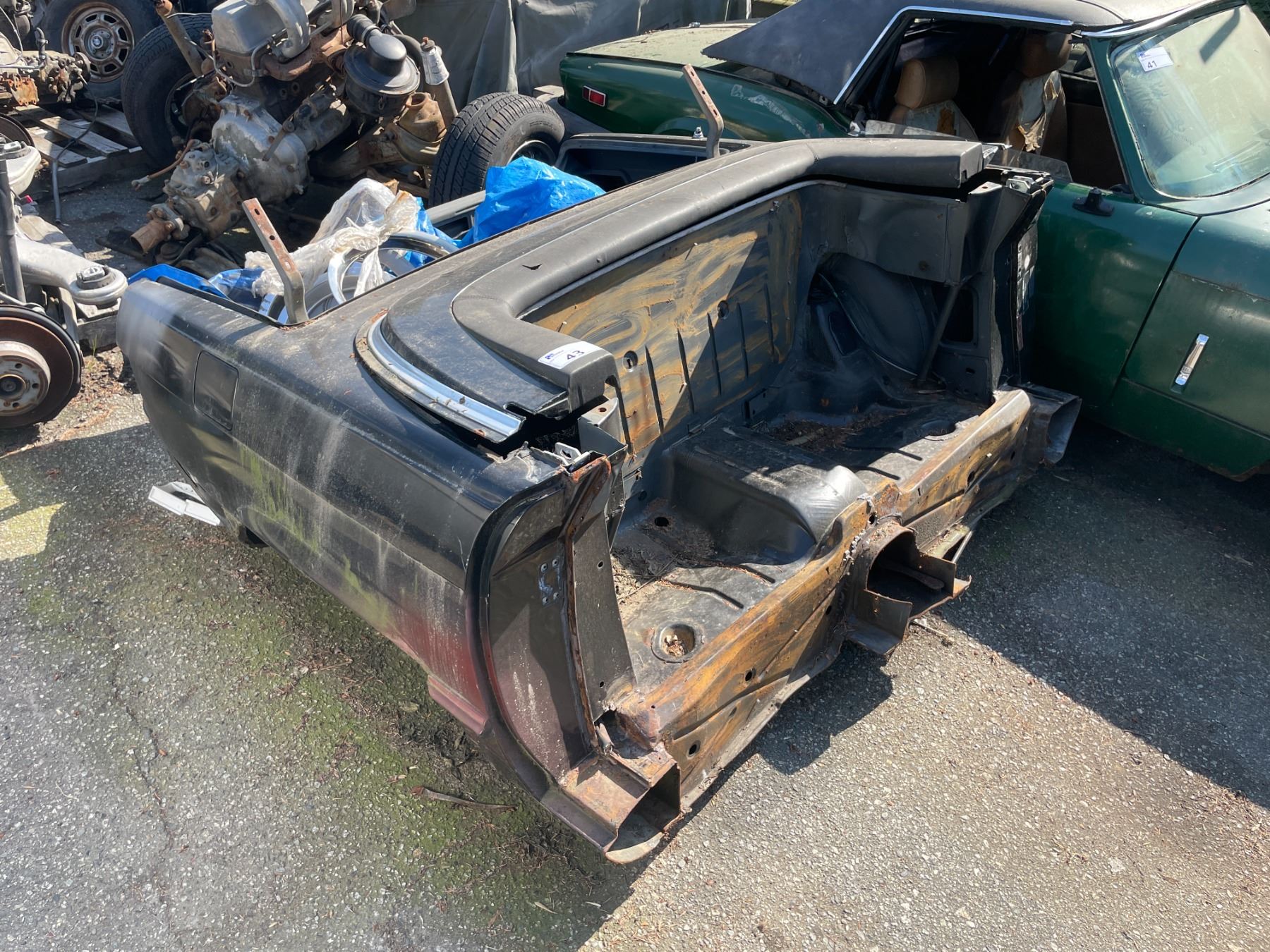 BLACK VINTAGE MERCEDES REAR END SHELL