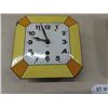 Image 2 : 2 Vintage Clocks - Porcelain Face