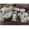 Image 1 : 26 Pc Royal Doulton Place Setting Items