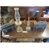 Image 1 : 2 Oil Lamps, 2 Tin Lunch Boxes
