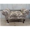 Image 1 : Small Floral Pattern Chaise Bench 17" x 24" x 36"