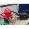 Image 2 : 6 Yard Watering Cans & Rubber Garden Hose