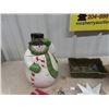 Image 3 : Snowman Cookie Jar, Candles, Decorative Star