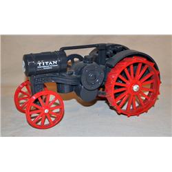 IH Titan 10-20 by Scale Models