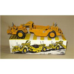 CAT 627 Push-Pull Scraper by NZG