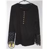 Image 1 : WOMENS 2XL LONG SLEEVE HENLEY LACE SLEEVE BLACK