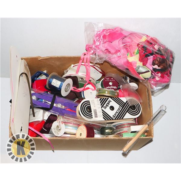 BOX OF ASSORTED CRAFT ITEMS