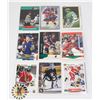 Image 2 : PAGE OF ASSORTED HOCKEY CARDS