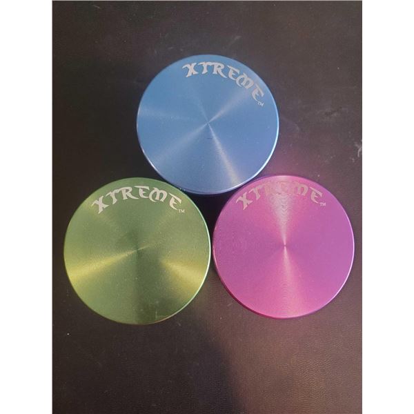Lot of 3 - Extreme 4 pce 55mm color Grinders