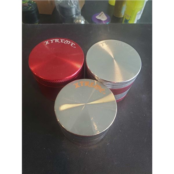 Lot of 3 - Extreme 4 pce 50mm color Grinders