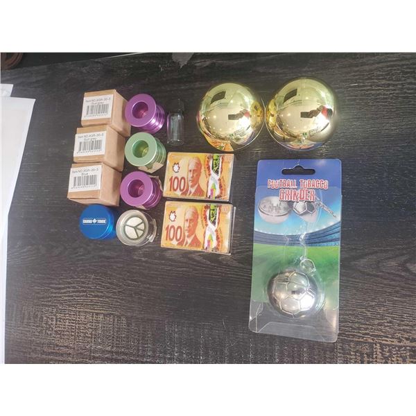 Lot of assorted Grinders and novelty items