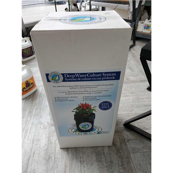Alfred Horticulture deep water culture system