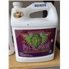 Image 1 : PH Town Hydroponic fertilizer 0-55-0 , 4L Jug