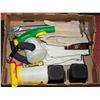 Image 1 : FLAT OF VARIOUS WORK GLOVES, HANDHELD FERTILIZER