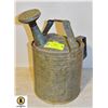 Image 1 : GALVANIZED WATER CAN