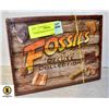 Image 1 : FOSSILS/ROCK COLLECTION IN BOX