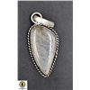 Image 1 : #365-NATURAL FIRE LABRADORITE PENDANT