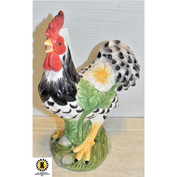 PORCELAIN ROOSTER DECOR