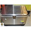 Image 1 : IGLOO METAL COOLER