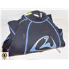 Image 1 : WOMEN'S WET SUIT, SIZE XL