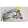 Image 1 : CARVED STONE PENDANTS ON CORD (TRAY)