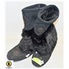 Image 1 : SOFT MOC SIZE 9 MUKLUKS