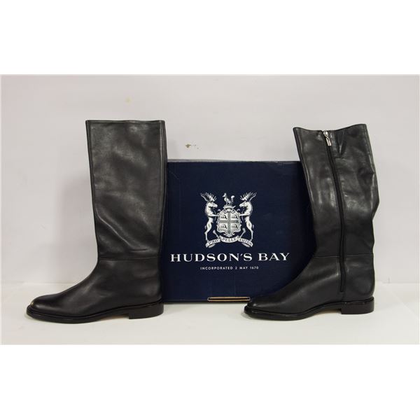 NEW PAIR OF SCHUTZ WOMENS LEATHER BOOTS SIZE 9B