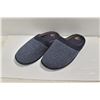 Image 1 : NEW MENS HAND-KNIT COZY HOUSE SLIPPERS, NAVY BLUE