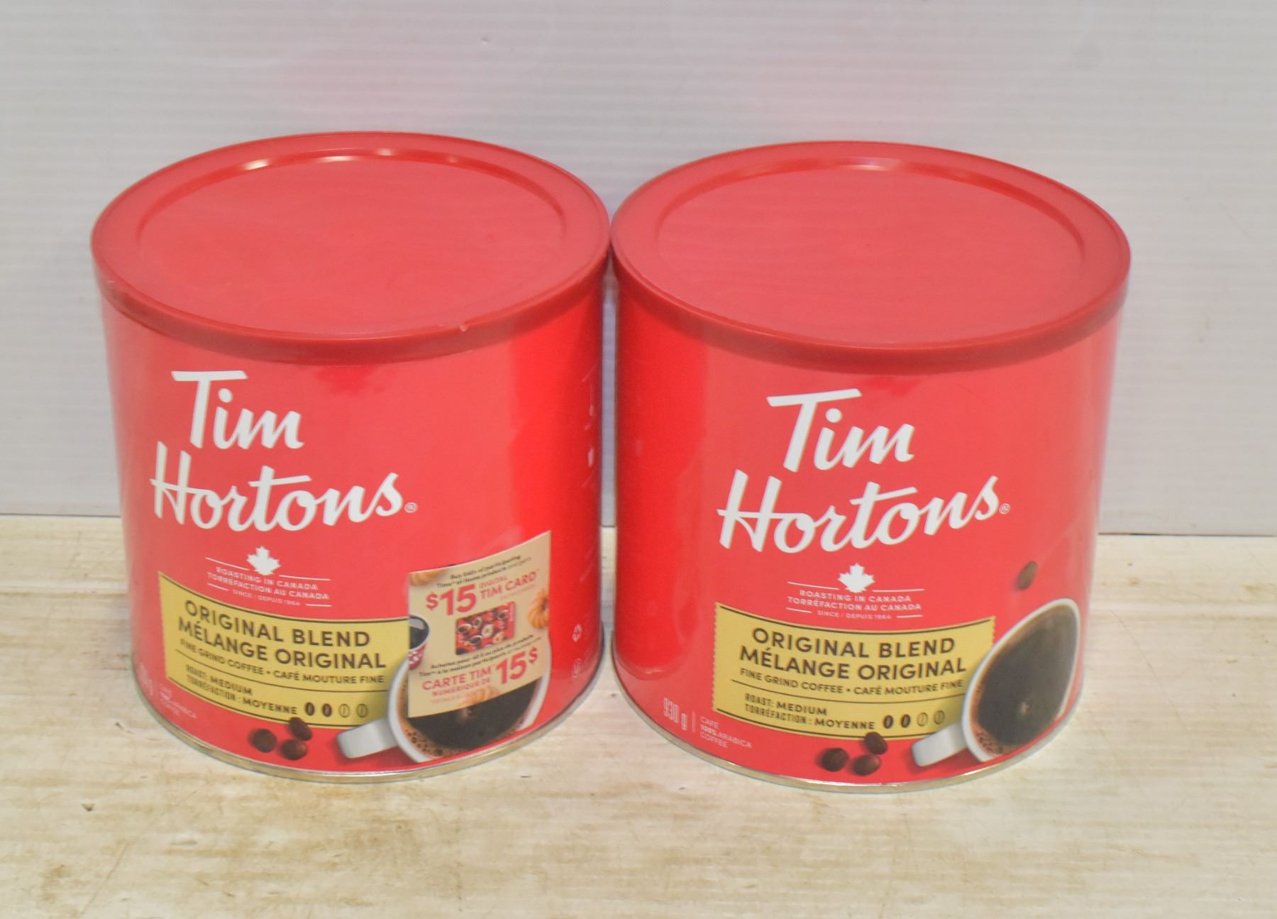 2 LARGE TIM HORTONS COFFEE ORIGINAL BLEND 930 G EA