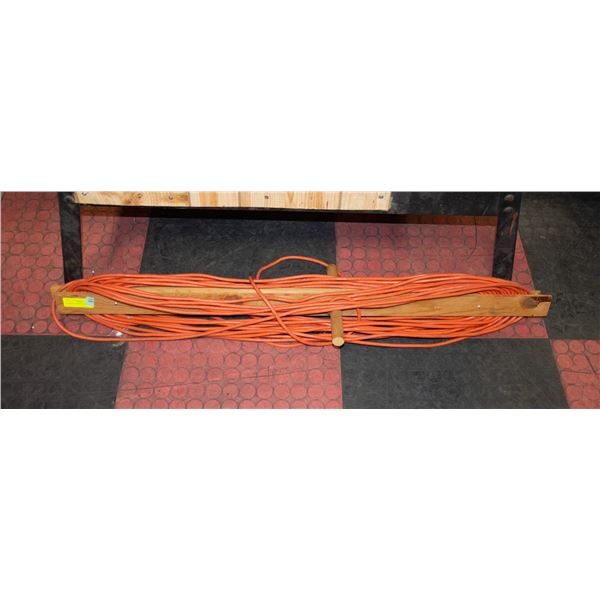 LARGE EXTENSION CORD
