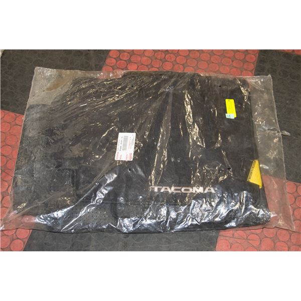 TOYOTA TACOMA FLOOR MAT SET
