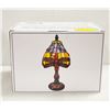Image 1 : GENUINE STAIN GLASS TIFFANY LAMP IN BOX