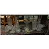 Image 1 : LARGE LOT OF CRYSTAL AND CUT GLASS
