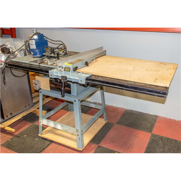 DELTA 10" CONTRACTOR'S CABINET SAW