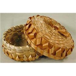 VINTAGE SPLINT ASH AND SWEETGRASS MICMAC INDIAN BA