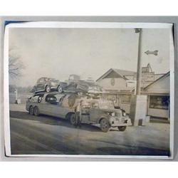 VINTAGE PHOTO RAY'S RESTAURANT - UNUSUAL CAR HAULE