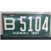 Image 1 : Hawaii 1947 Green License Plate B5104, 13"x6.5"