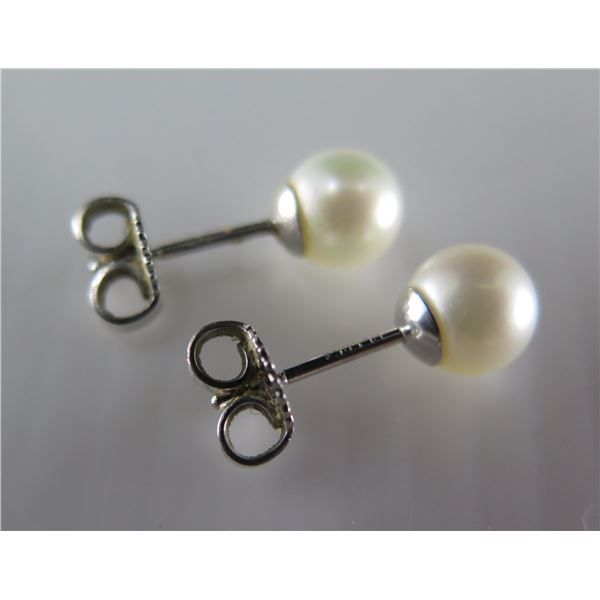 Gold 14k Stud Earrings w/ White Pearls BL585, 1.33 grams