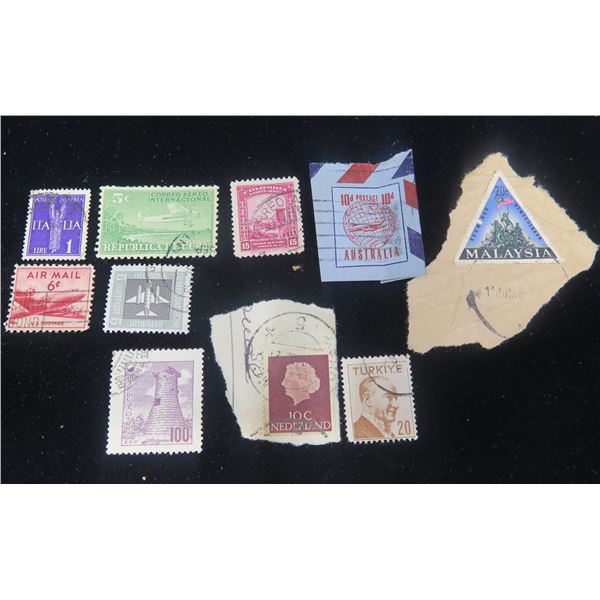 Qty 10 Collectible Stamps: Italia, Malaysia, Cuba, Australia, Deutsche, Nederland, Turkiye, etc
