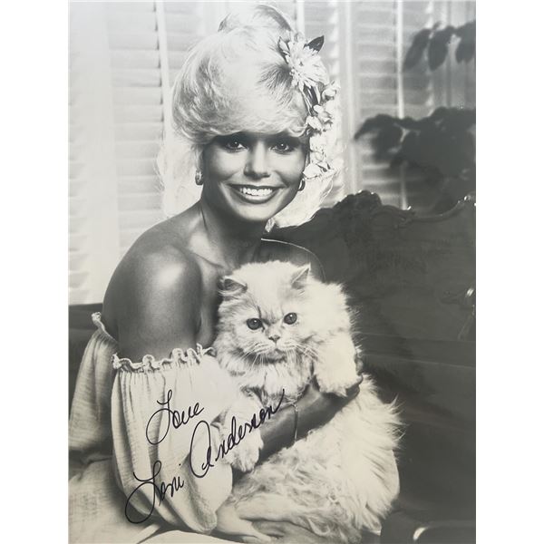 Loni Anderson signed photo